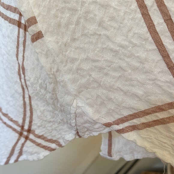 JANE AND DELANCEY | Delicate Plaid Button-Up Dolman Short Sleeve Shirt - Picture 6 of 14